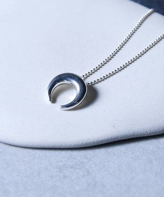 Vintage Moon Charm Necklace Silver925 KUN