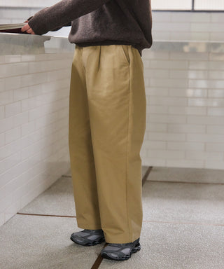 Twill Wide Tuck Chino Trousers KKP